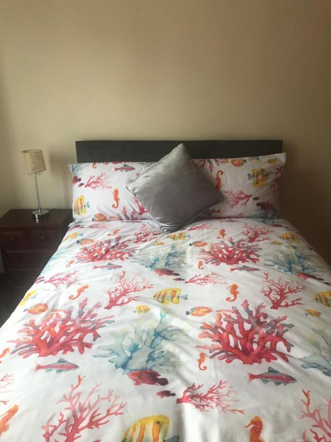 Prime Location Rooms In High Street Fort William Exterior photo