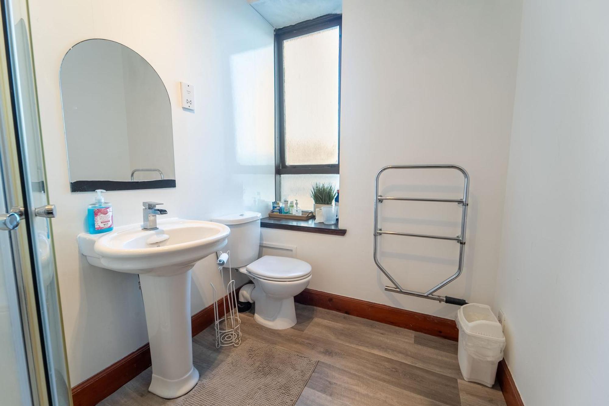 Prime Location Rooms In High Street Fort William Exterior photo