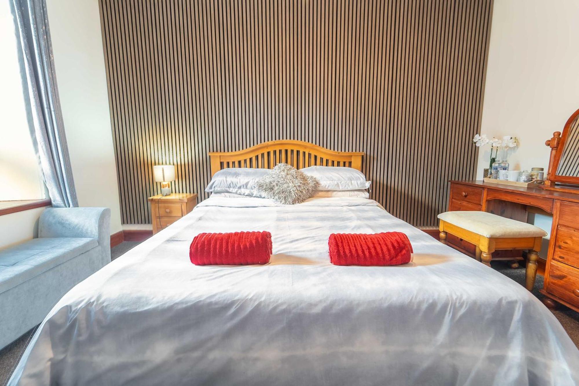 Prime Location Rooms In High Street Fort William Exterior photo